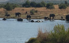 Kwa Maritane Lodge